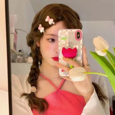 女魔童海报