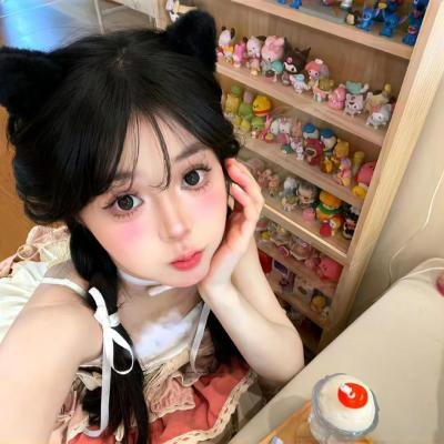 情冷芳心海报